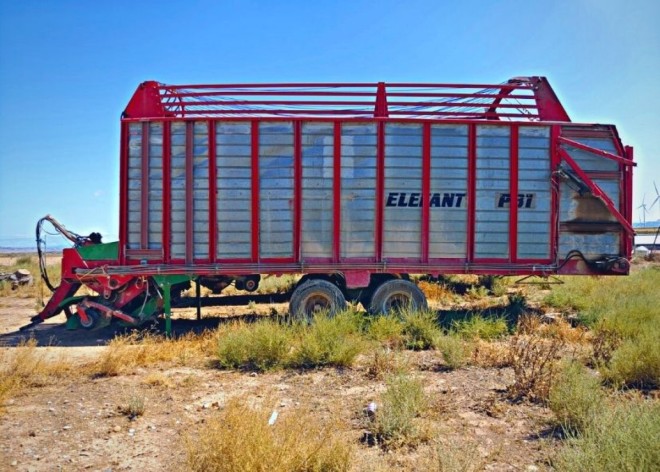 LACASTA P-31: remolque autocargador-picador