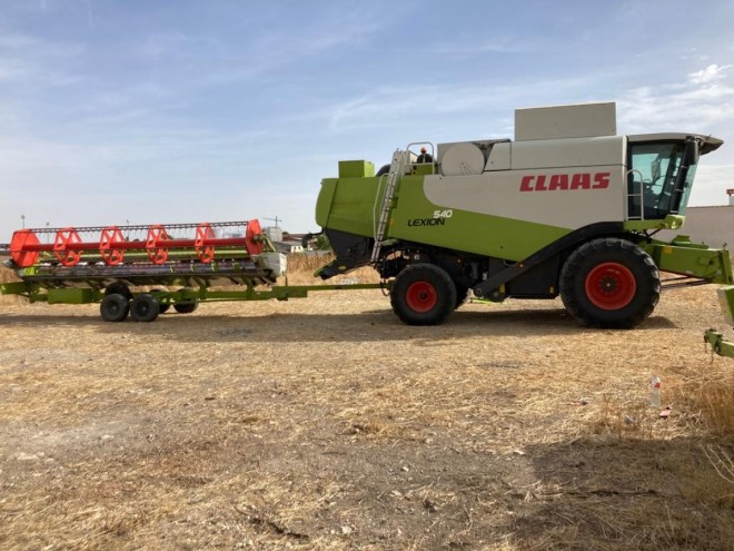 Venta de COSECHADORA CLASS LEXION 540  Claas