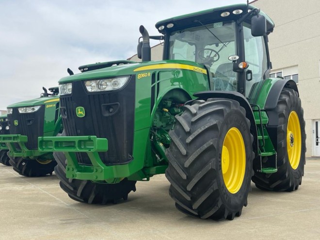 Tractor John Deere 8360R