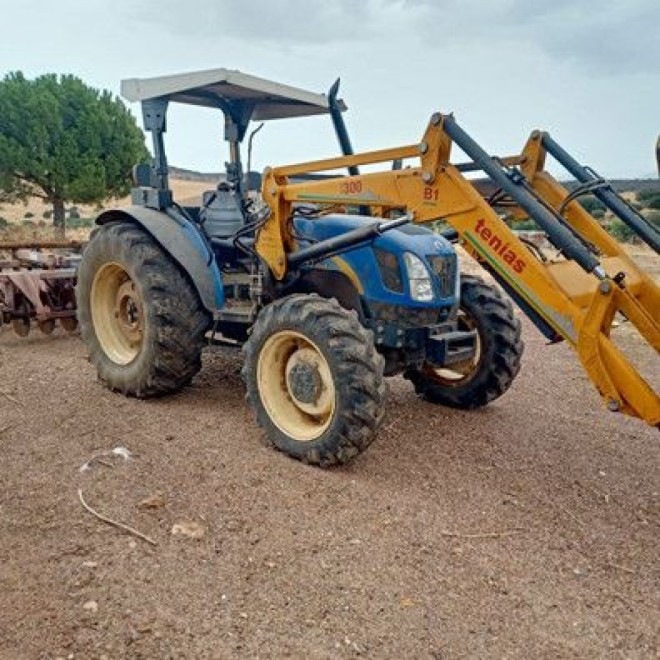 TRACTOR TN75A 4WD New holland