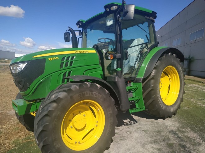 6105 John deere