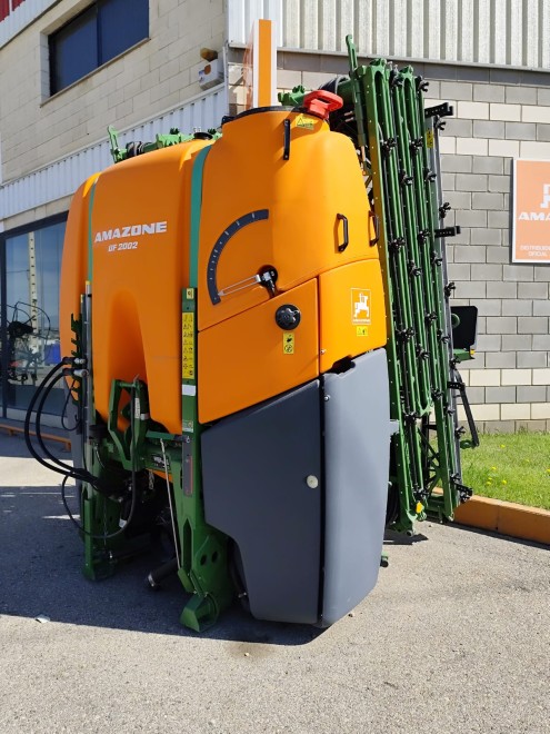 Pulverizador Amazone 2002