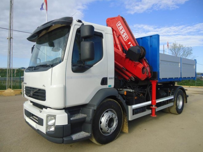 VOLVO FL 240.18-CAMIONES GRUAS