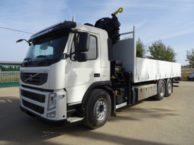 VOLVO FM 450-CAMION GRUA