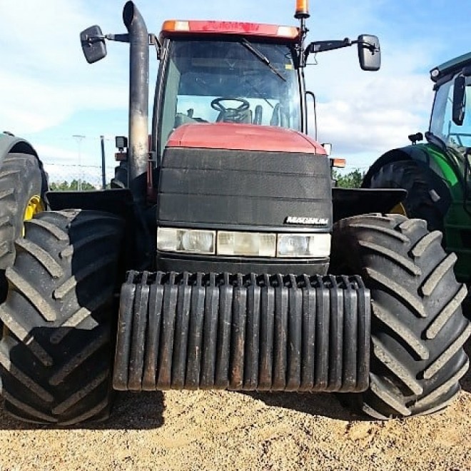 Tractor Case MX200