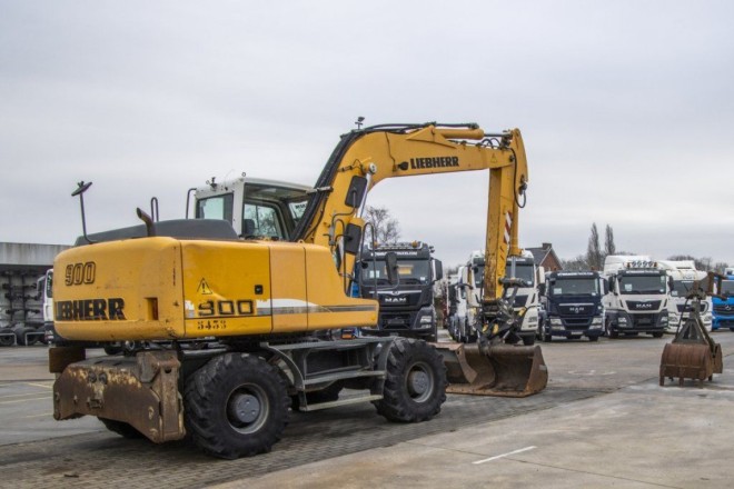 EXCAVADORA LIEBHERR A900 C LITRONIC+3 GODETS Liebherr