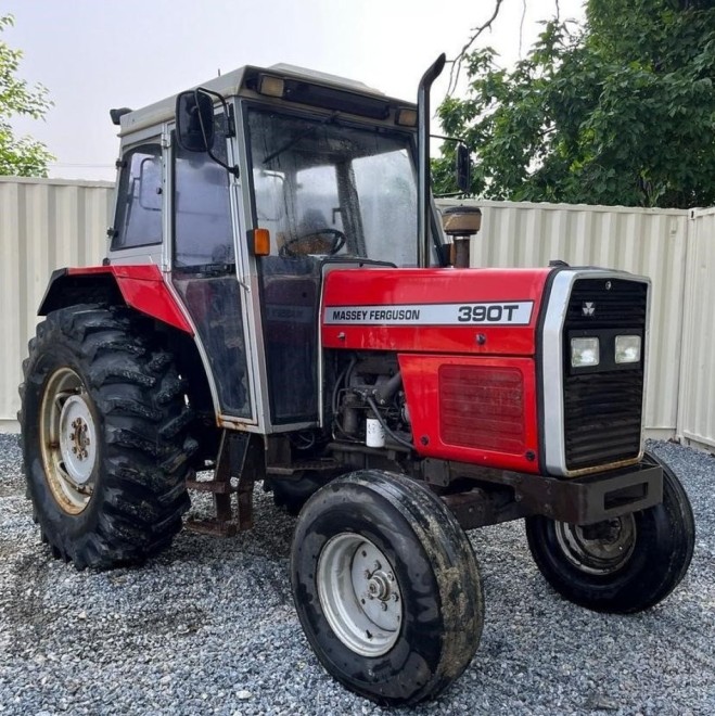 TRACTOR MASSEY FERGUSON 390T