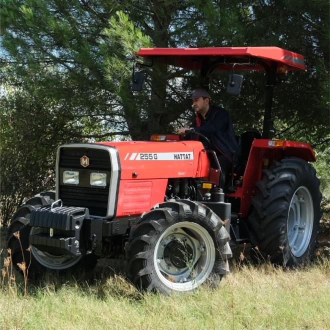 Tractor Hattat Serie 200 Compacto 50 a 75 CV