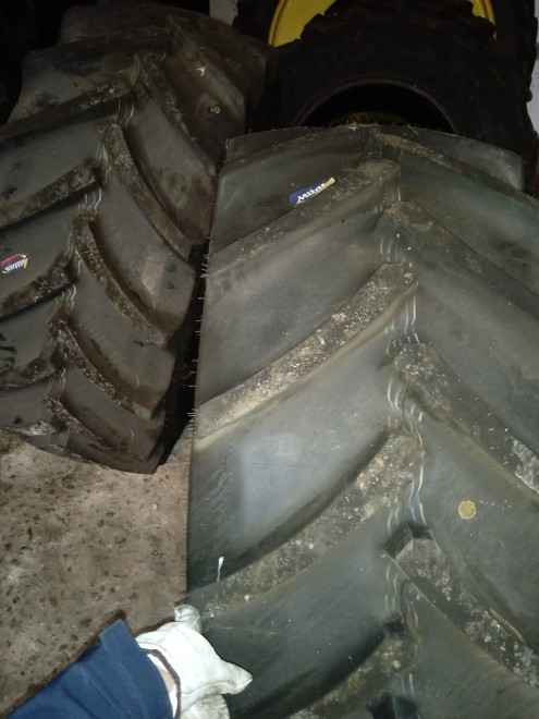 540/65R28 Mitas