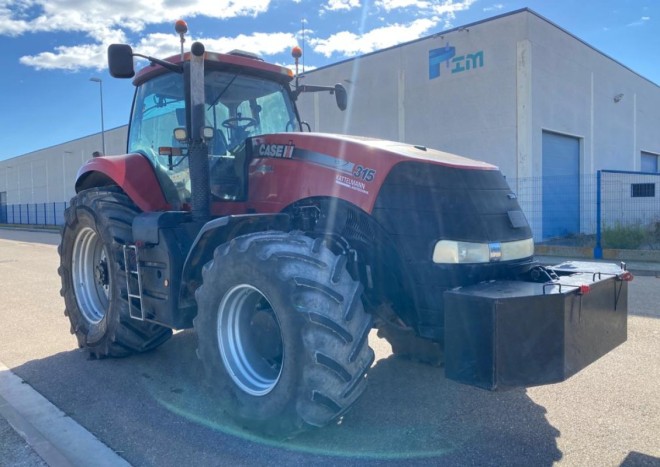 SE VENDE CASE MAGNUM 315 Case ih