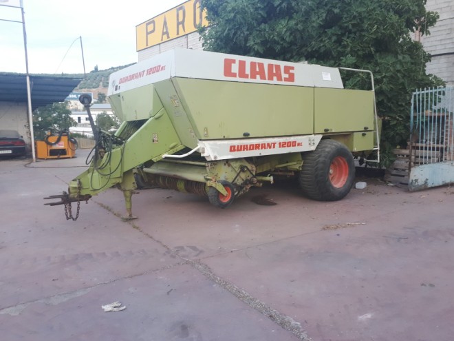 CLAAS QUADRANT 1200 RC Claas