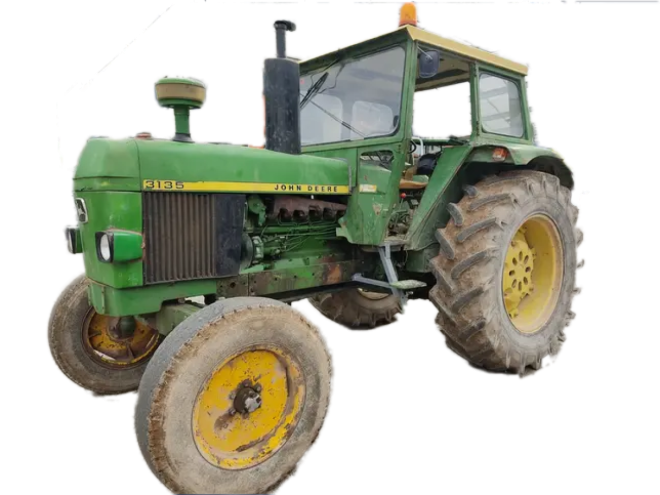 TRACTOR JOHN DEERE 3135