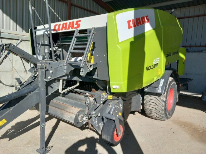 ROLLANT 455 UNIWRAP Claas