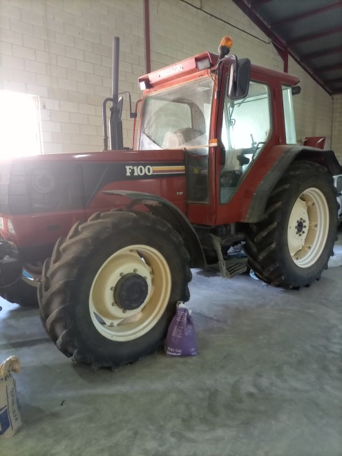 TRACTOR AGRÍCOLA FIAT F-100DT/1 Fiat