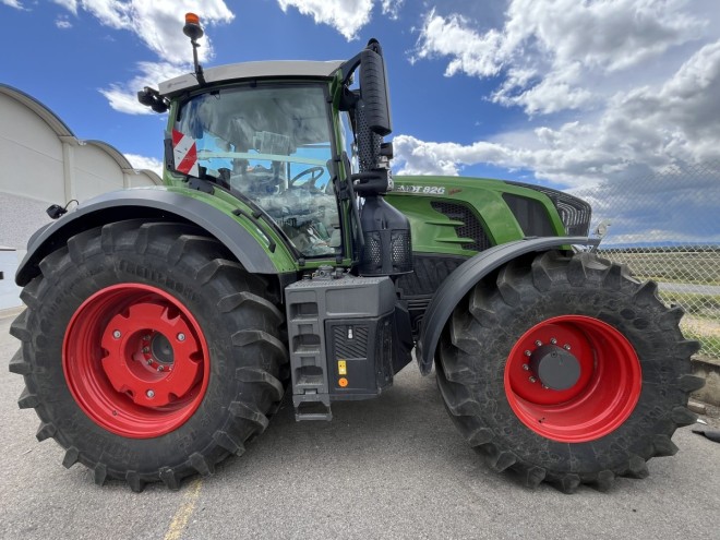 FENDT 826 VARIO S4 PROFI+ Fendt