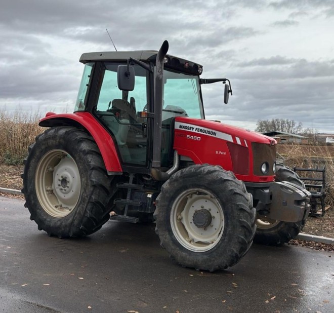 MASSEY FERGUSON 5460 DYNA 4