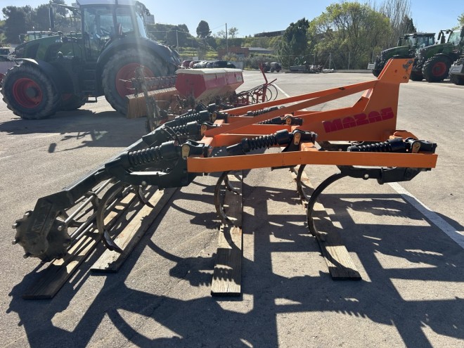 CHISEL 3 HILERAS CON RODILLO Herrero