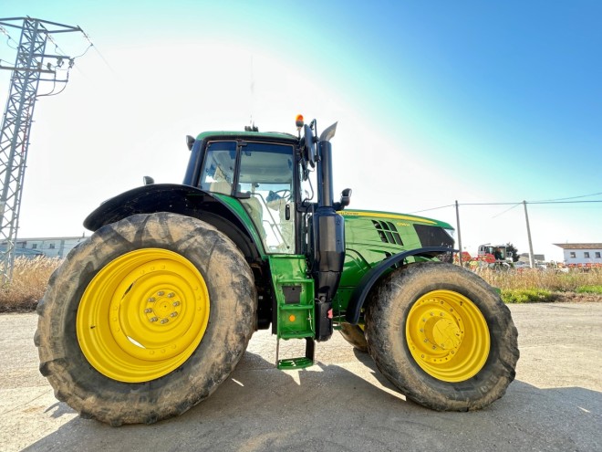 JOHN DEERE 6195M