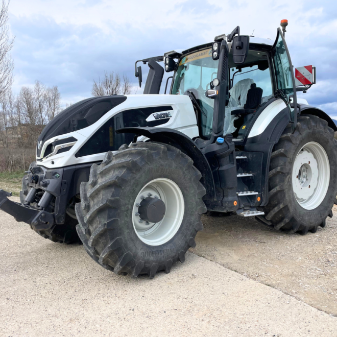 TRACTOR VALTRA Q265 (9025)