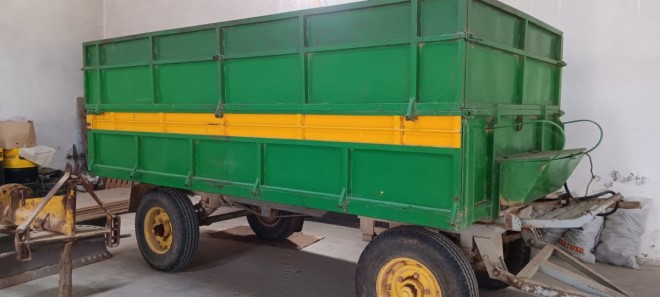 REMOLQUE AGRÍCOLA Desconocida