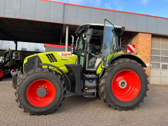 Claas ARION 660 CMATIC - Etapa V CEB