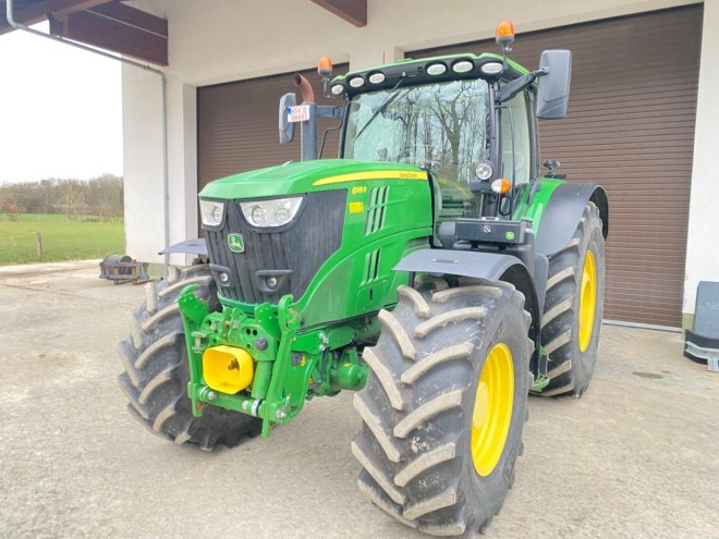 John Deere 6195 R John deere