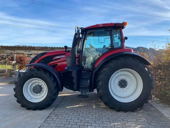 Valtra T154 Valtra