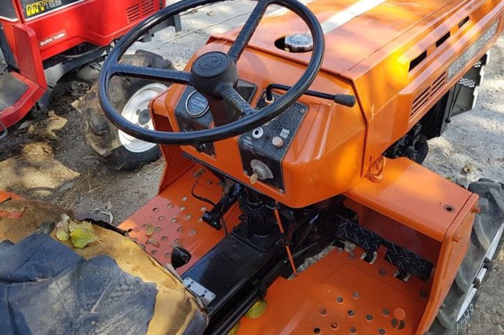 Venta De Minitractor Kubota B-1400 Usado En Málaga De BETICO JAPONESA ...